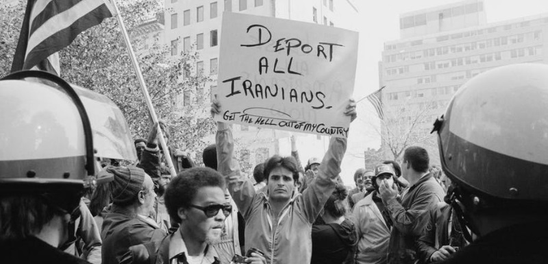 An American protester makes his feelings plain during the Iranian hostage crisis, 1979. Wikimedia Commons