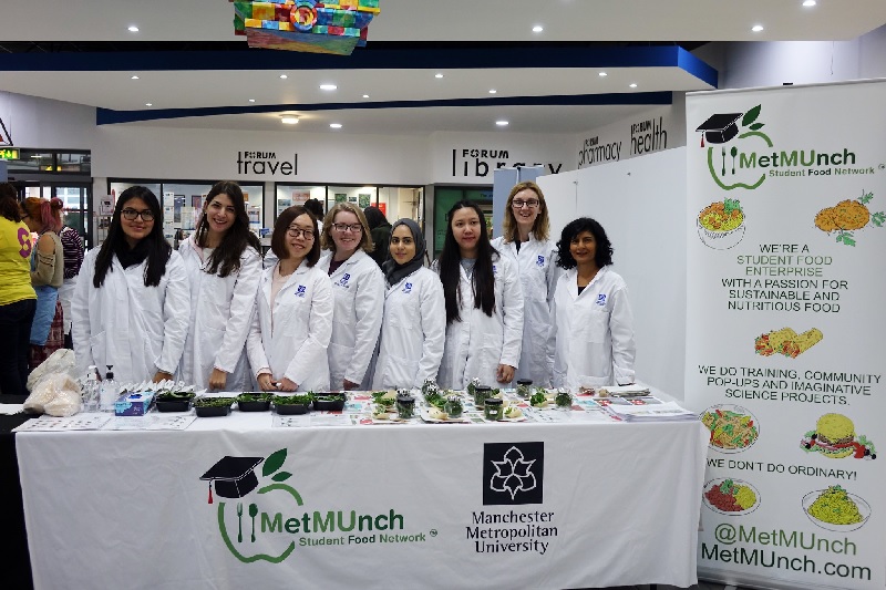 The MetMunch team meeting the community and students
