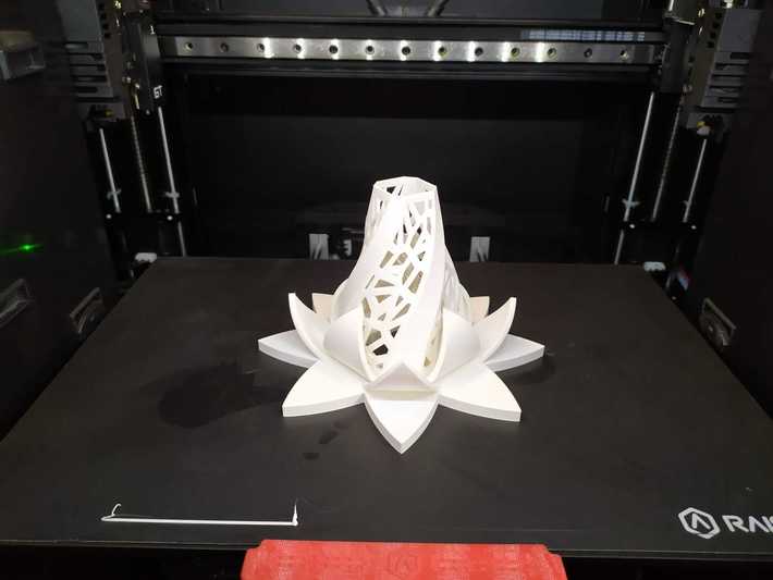 MMU 3D printed lotus flower 