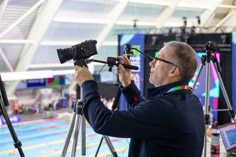 Professor Carl Payton providing race analysis at the Para Swimming World Championships